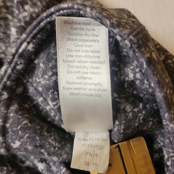 Athleta Salutation Pebble Beach Tight sz S - Picture 10 of 12